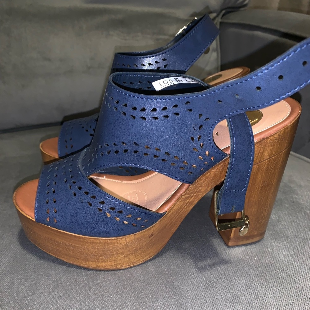 LOB Footwear wedged heels